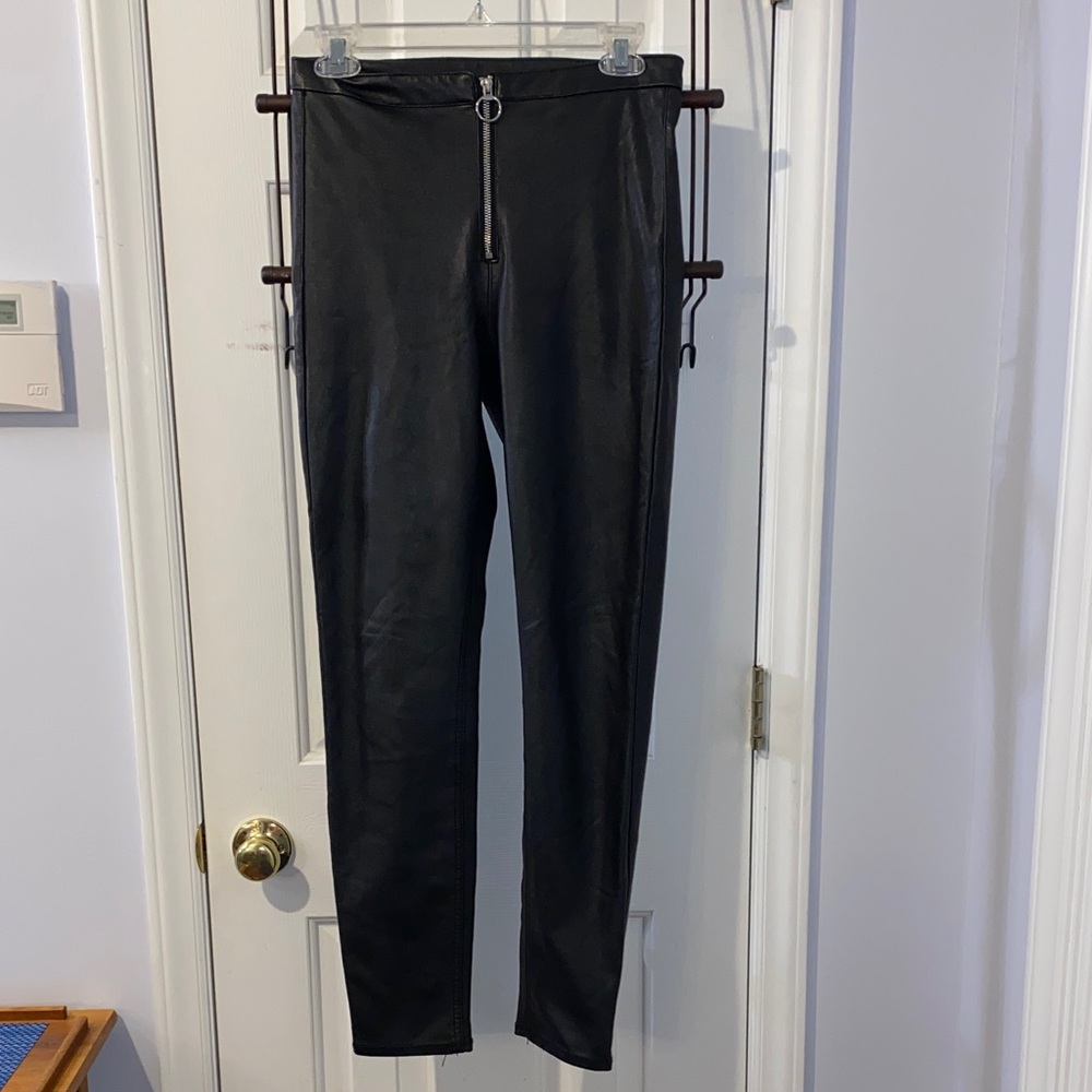 H & M Divided vegan leather pants, sz. 8, skinny, black